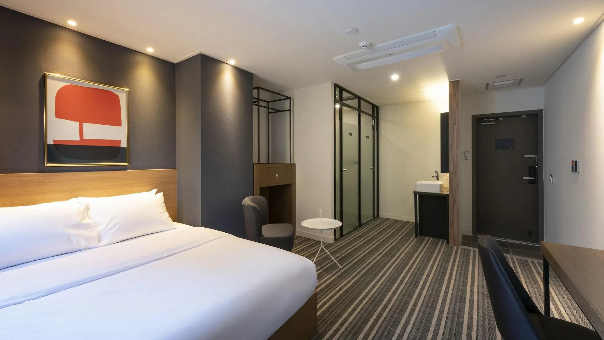 ***  No. 25 Hotel Nampo Daecheong Busan South Korea